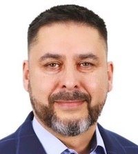 v-ce Komandor Orzech 1